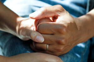 who pays for hospice care at home?